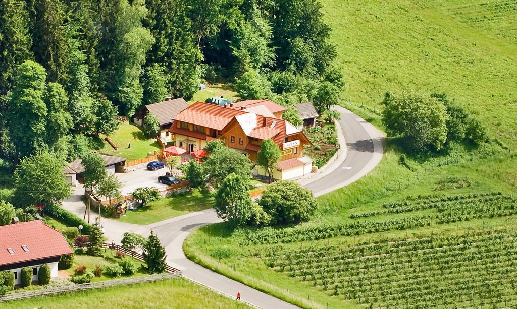 Waldhof Hotel Villach Exterior photo